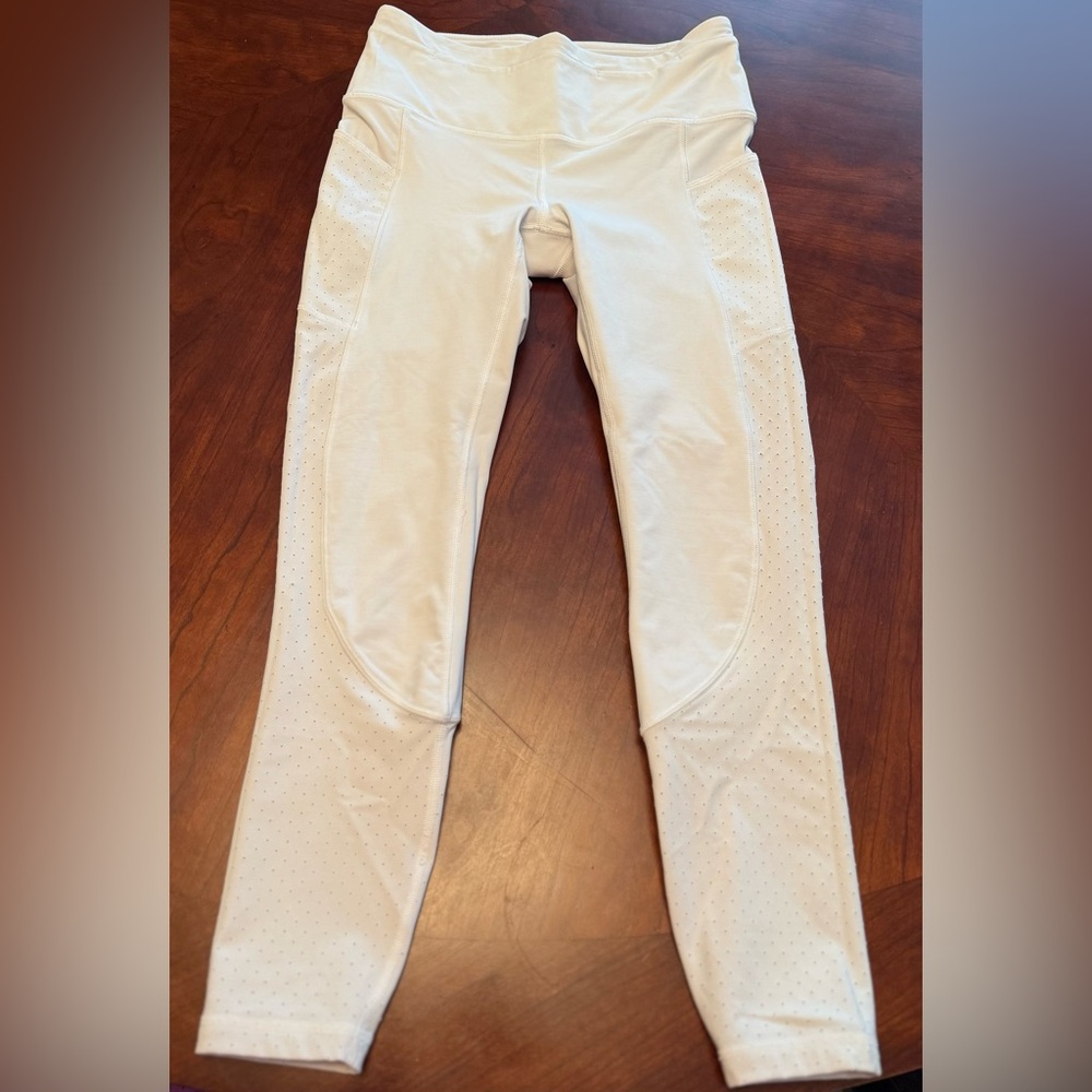 lululemon athletica White Leggings, size 6